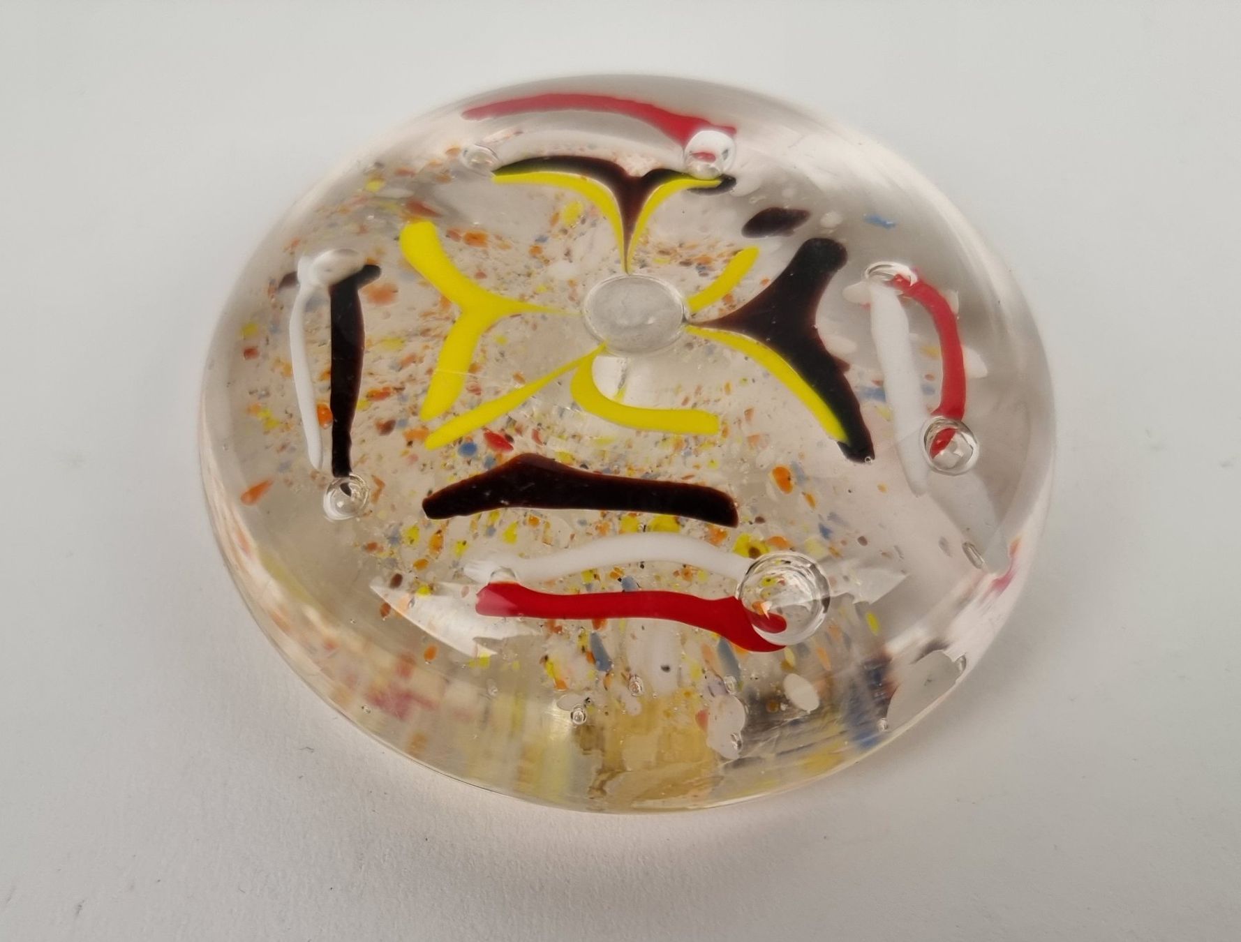 Verres: Glaskugel Dekoration Flach – D'occasion à Urtenen-Schönbühl par Restwert_Schoenbuehl 1