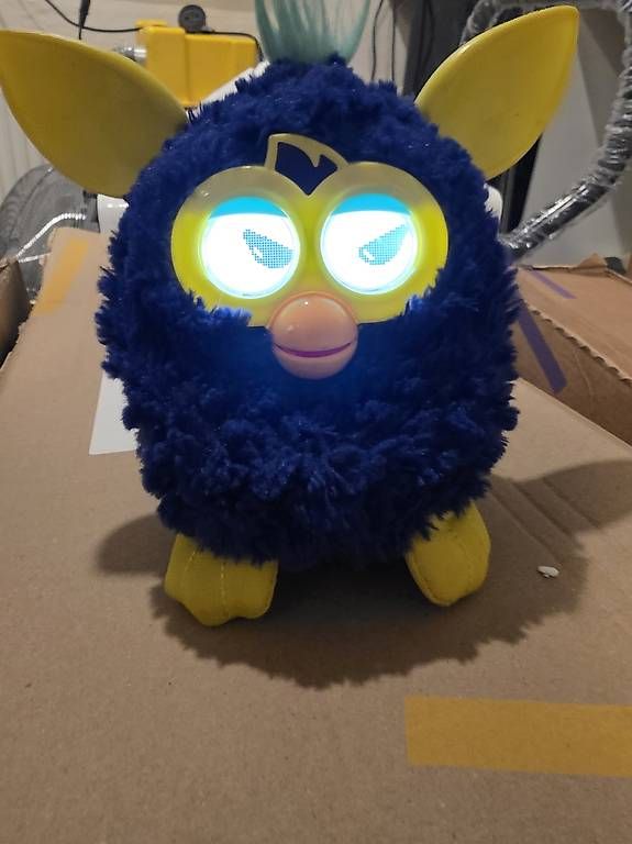 Jouets: Furby – D'occasion à Menziken par Nazli27 2