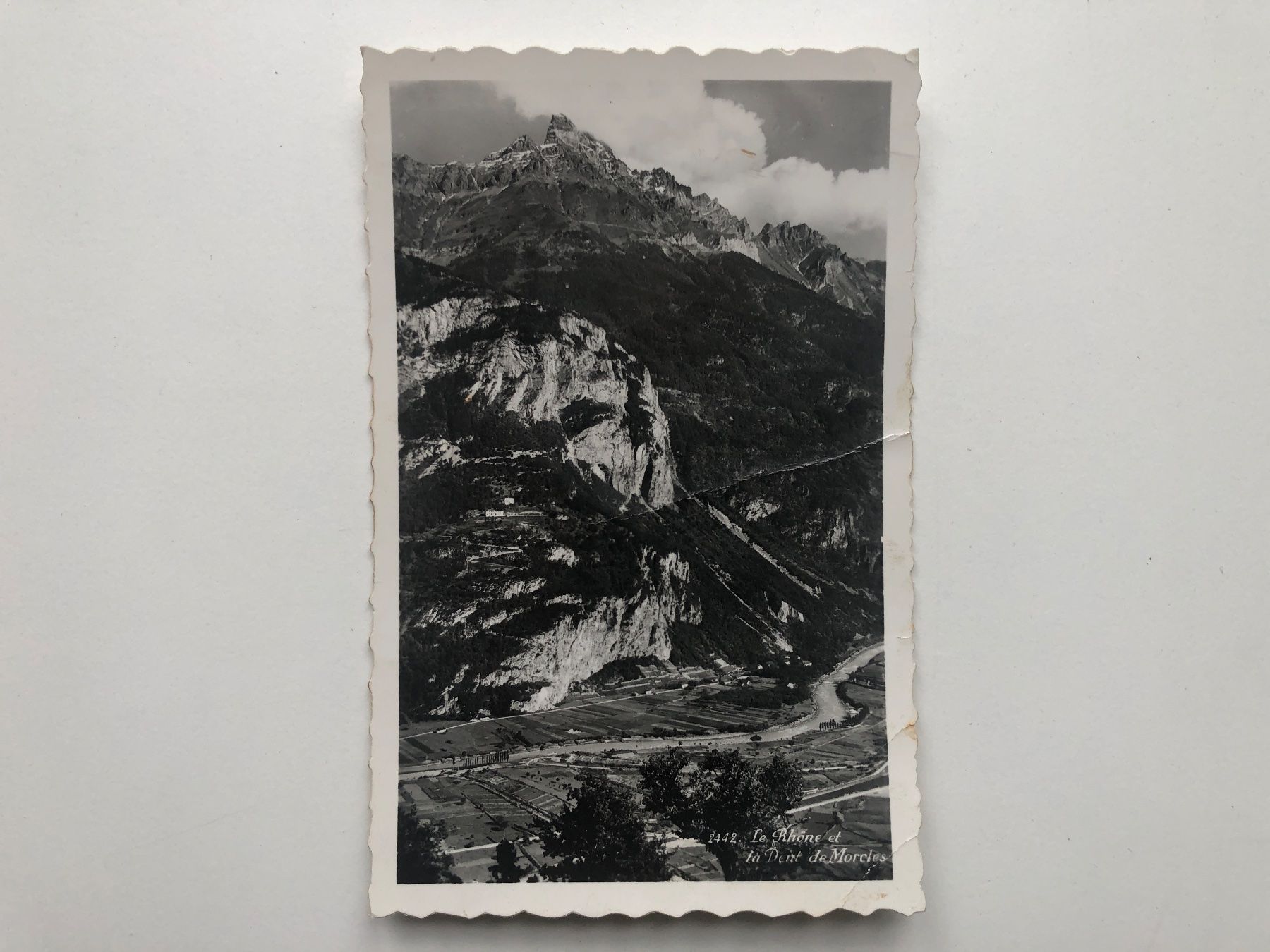 Cartoline postali: Le Rhône et la Dent de Morcles – Usato da Neuchâtel venduto da Atahuallpa