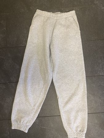 Trainerhose Stradivarius Gr.S grau