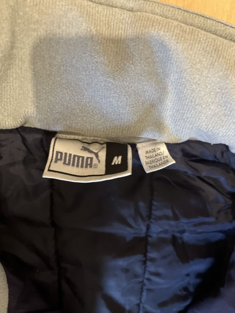 Puma Jacken: Overseized Vintage Puma Jacke – Gebraucht aus Basel von Buechermensch 2