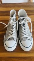 Stylische Converse All Stars High Top, Grösse 37.5, Grau