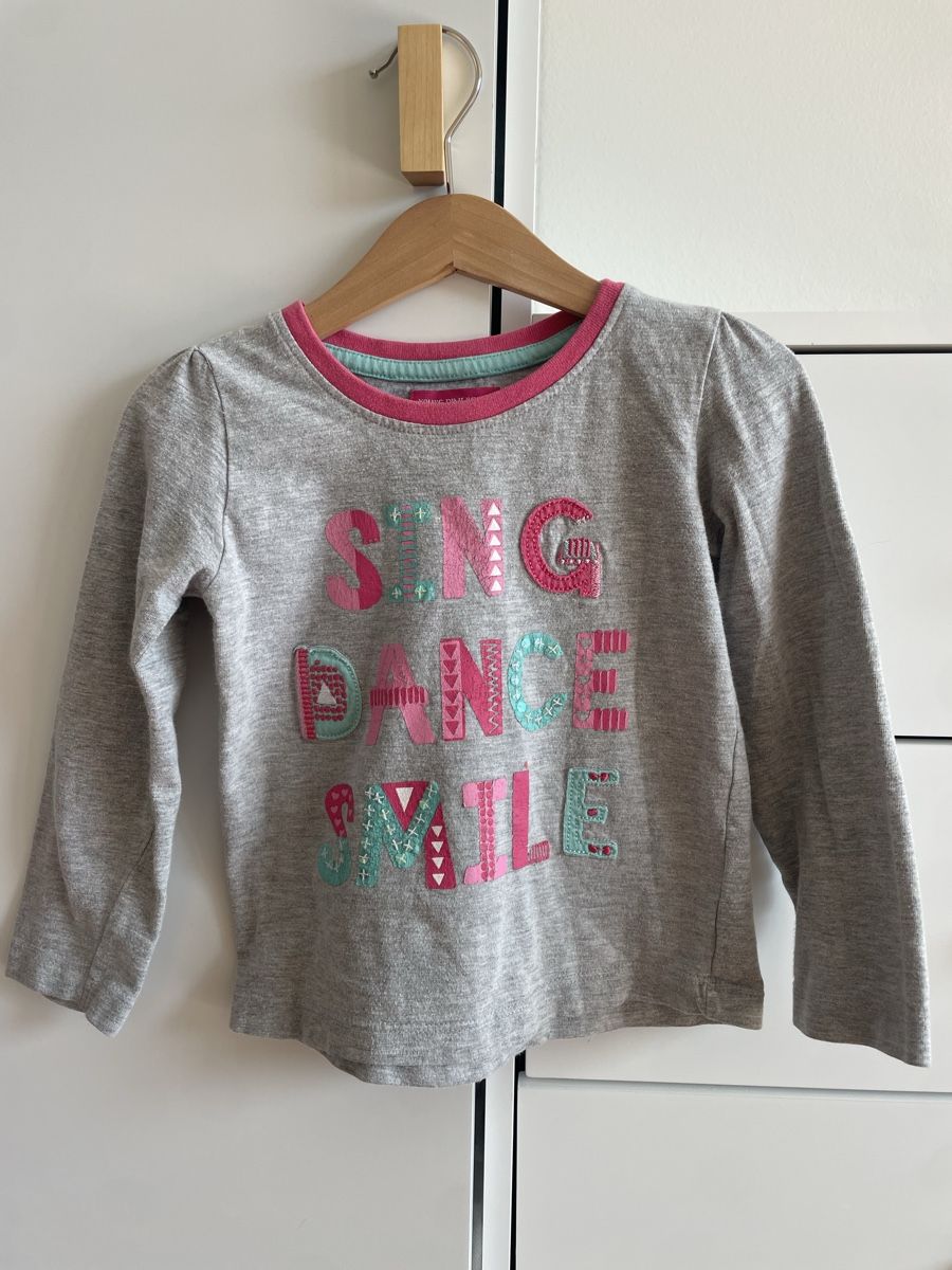 Camicette, T-shirt & Top: Gr. 98 t-shirt – Usato da Wädenswil venduto da flo8820