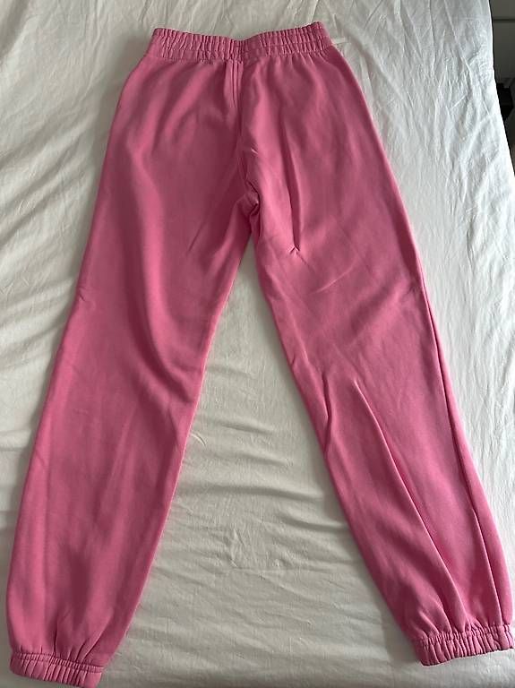 Adidas Pantaloni: Pantalon Adidas – Usato da Sion venduto da nao_2cg5 2