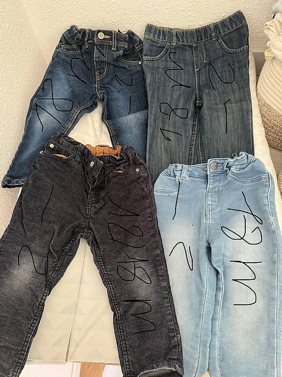 Pantaloni: Pantalons  – Usato da Saxon venduto da lau_8dpj