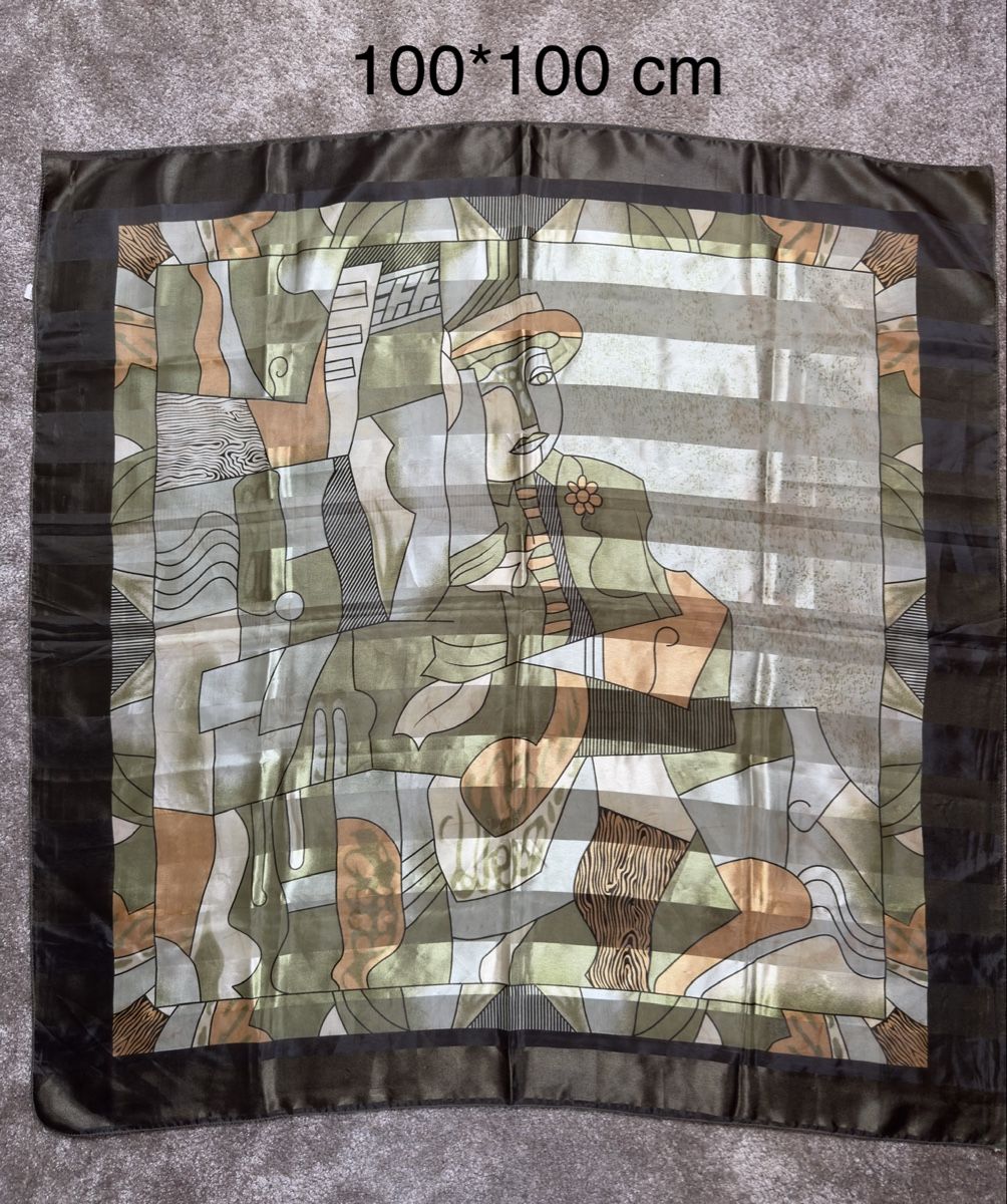 Polyester Foulard & Sciarpe: Foulard vintage en polyester 100 x 100 cm – Usato da Vuippens venduto da Anna_as