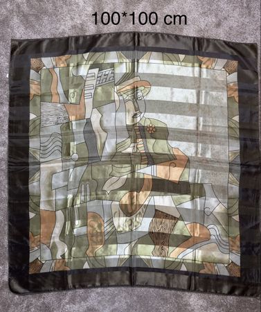 Foulard vintage en polyester 100 x 100 cm