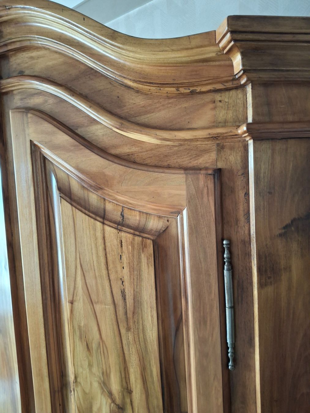 Schränke: Wunderschöner Bodenseeschrank aus Nussbaum – Gebraucht aus Gunzgen von nim_2ds9 2