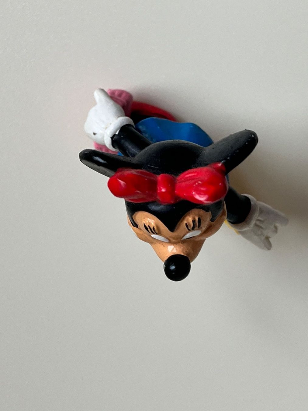 Disney Statuette: Minnie Mouse Figur mit Schirm – Usato da Winterthur venduto da Wusa01 3