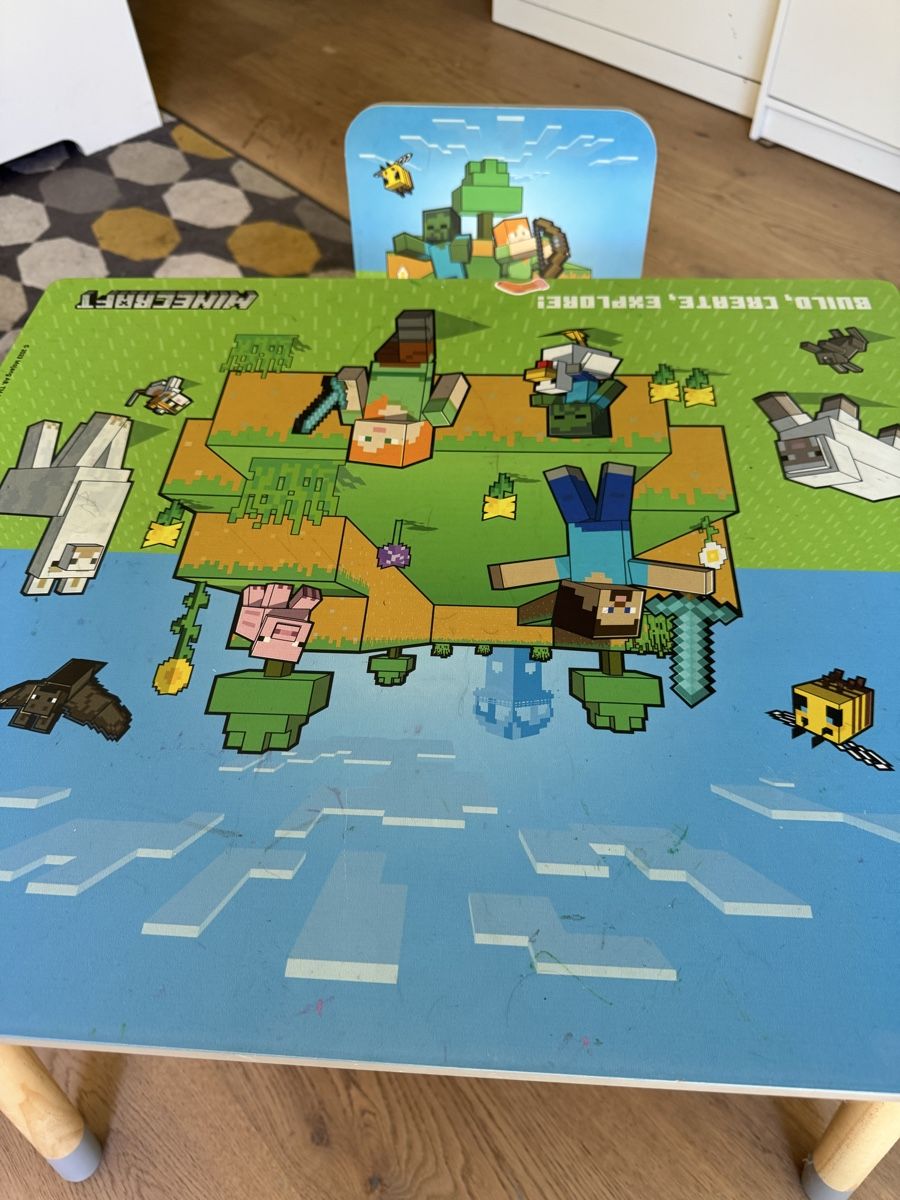Tavoli: Kindertisch mit Stuhl Minecraft Design gebraucht – Usato da Kloten venduto da Sourav