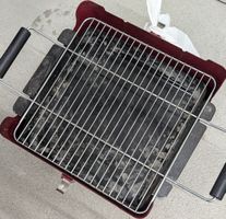 Petit barbecue de balcon d'occasion