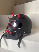 Totenkopfhelm - Casco