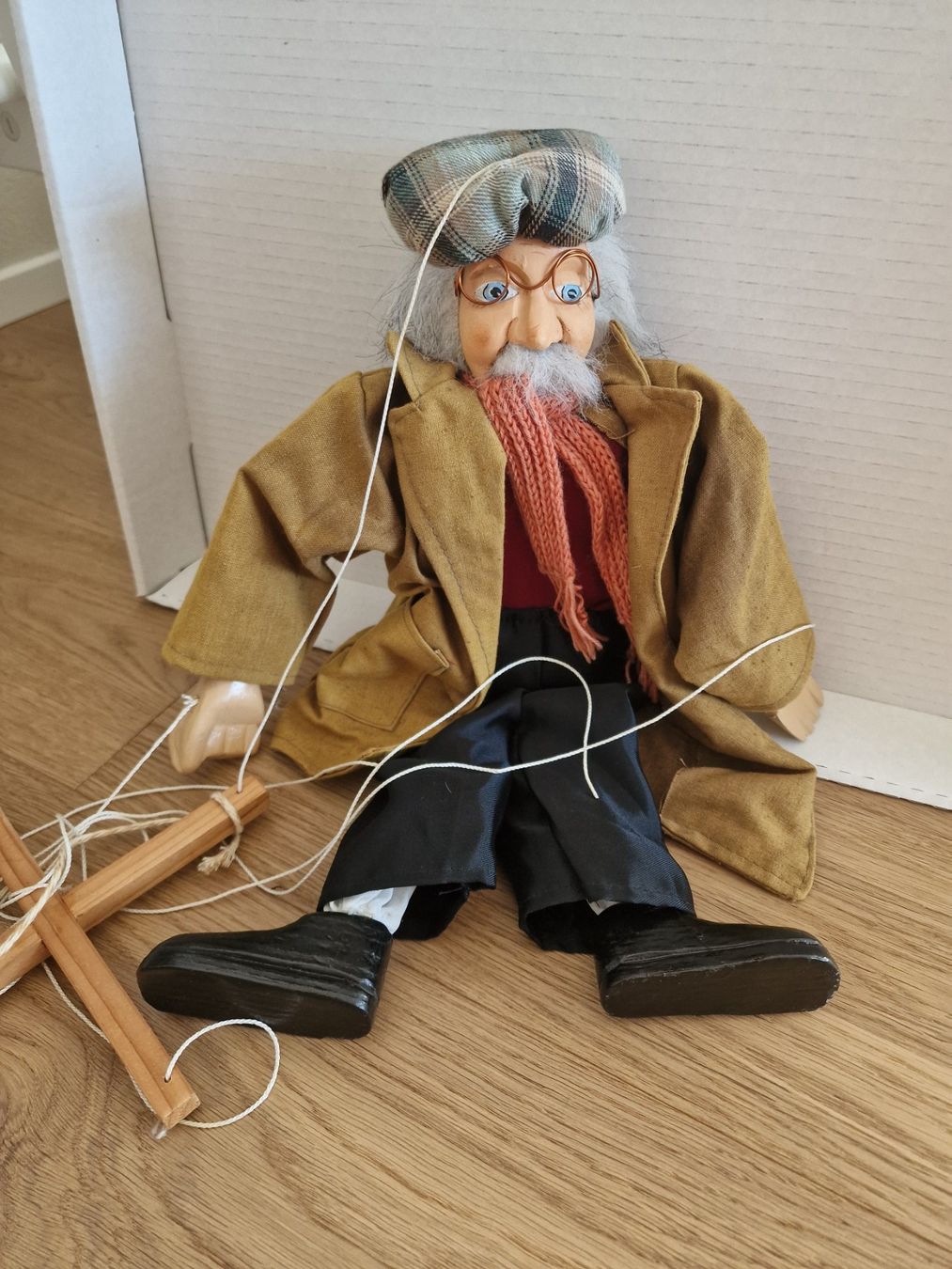 Bambole: Marionette handgefertigt – Nuovo (secondo la descrizione) da Brunnen venduto da luculu