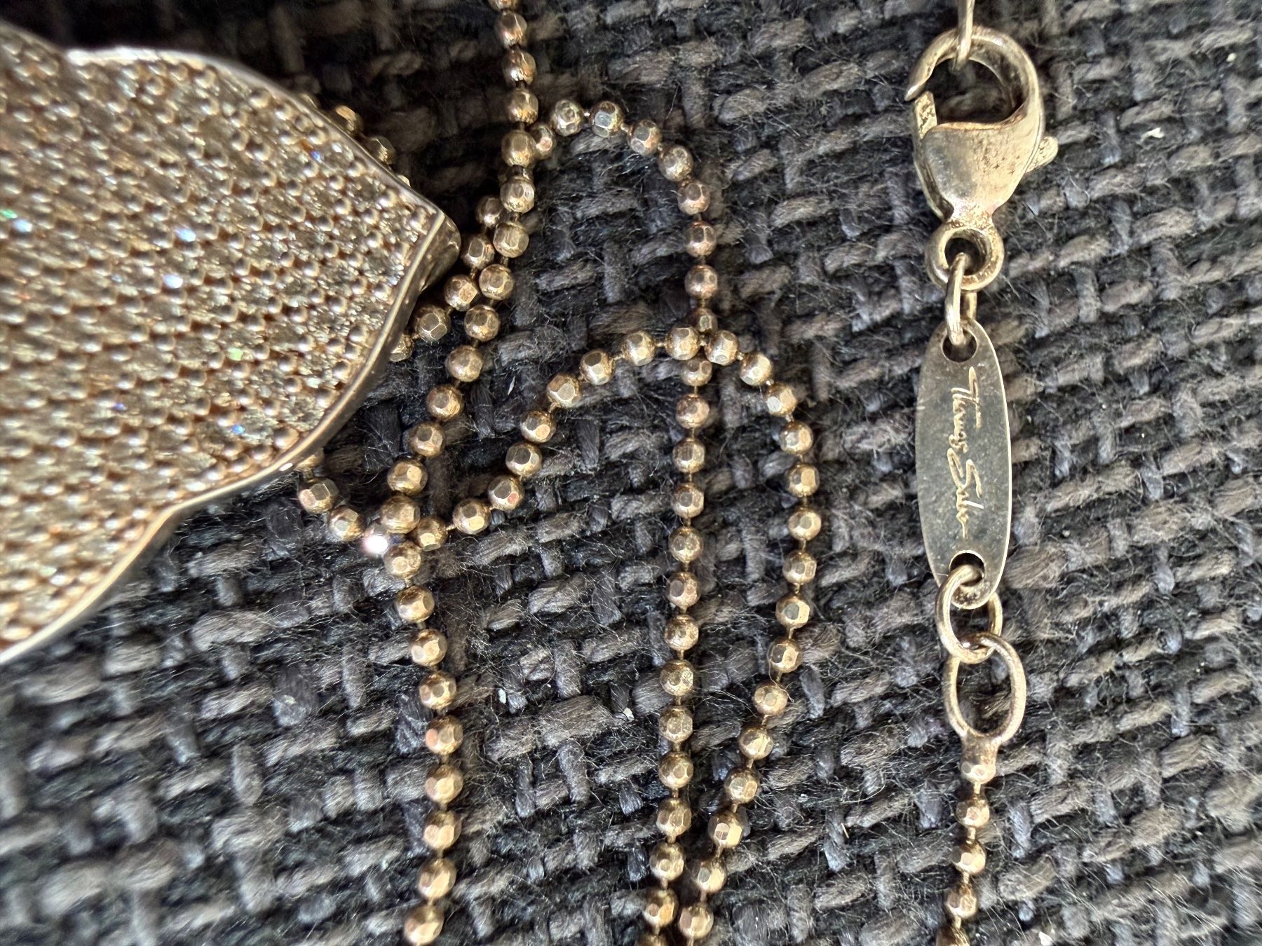 Thomas Sabo Catenine: Thomas Sabo silberfarbene Halskette mit Glitzer Anhänger – Usato da Eglisau venduto da Nic1906 2