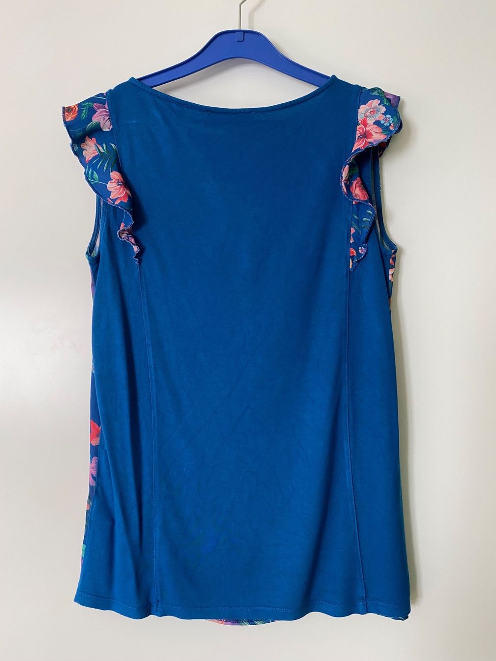 Esprit Camicette: Esprit Sommerbluse Gr. XS/S blau mit Blumenmuster – Usato da Stadel b. Niederglatt venduto da sandart 1