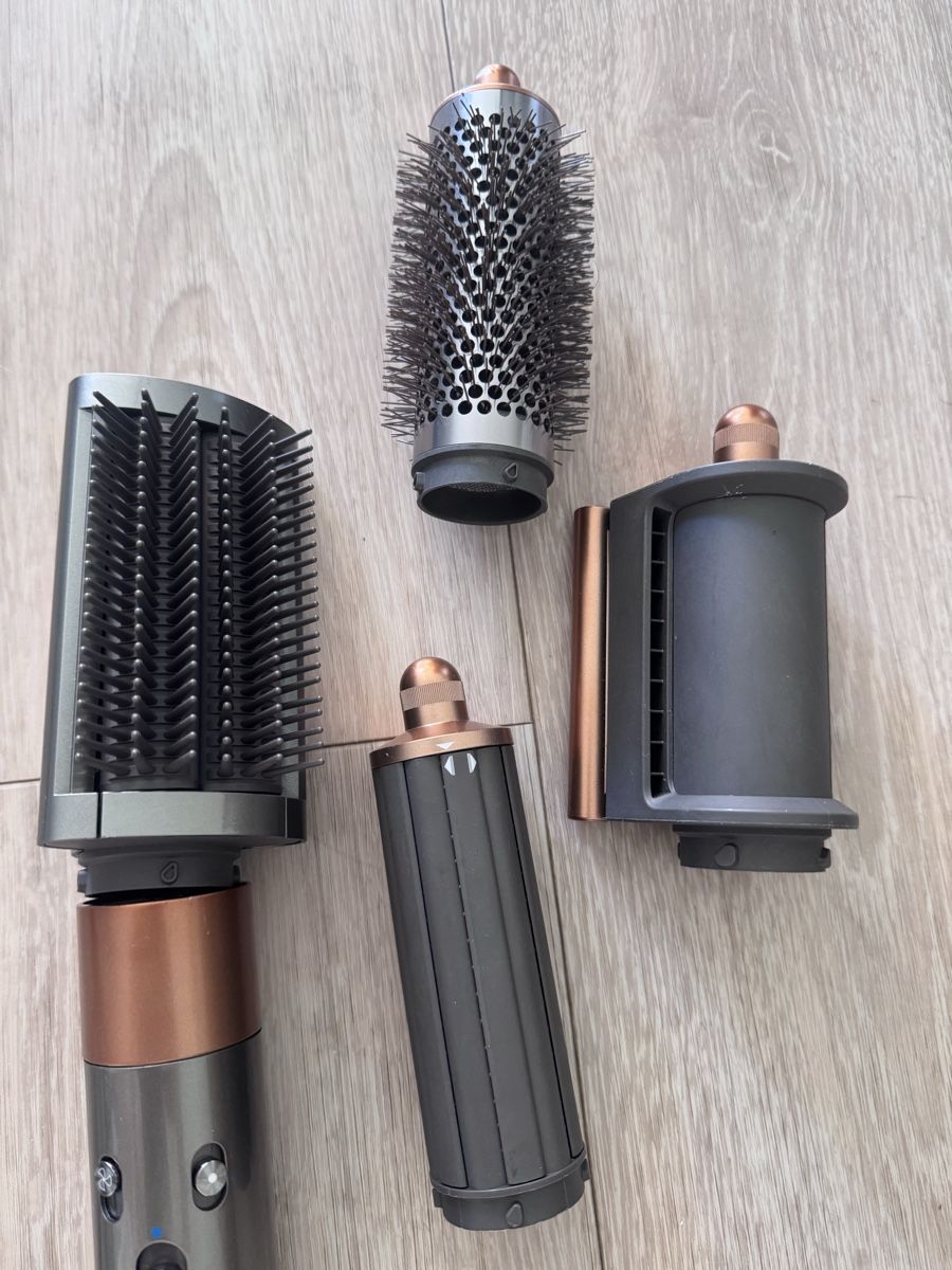Dyson Asciugacapelli: Dyson Airwrap Complete – Usato da Baar venduto da T_Louise 1