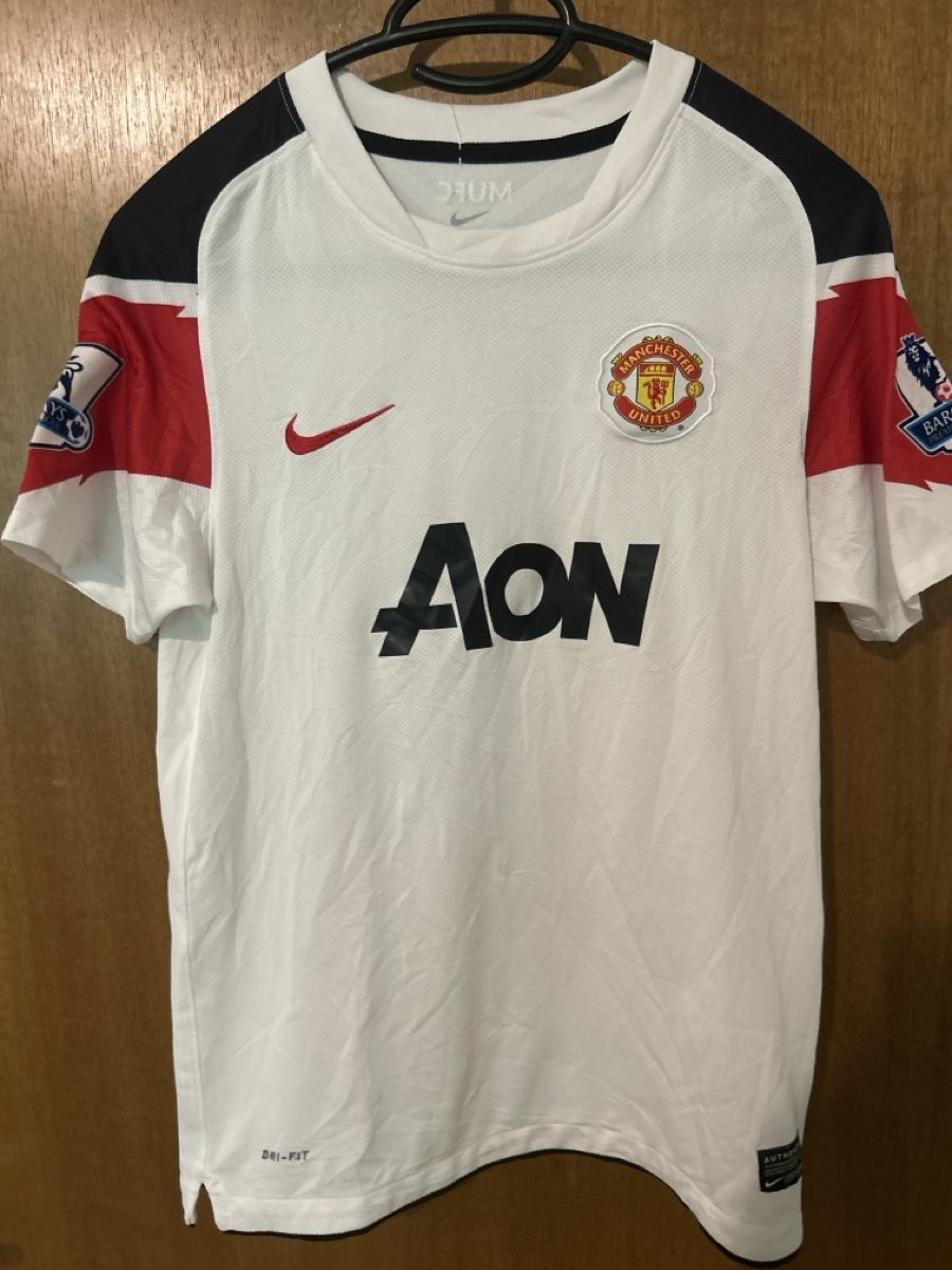 Manchester United Leibchen & Hosen: Manchester United Trikot Rooney – Gebraucht aus Ittigen von Jersey-plug