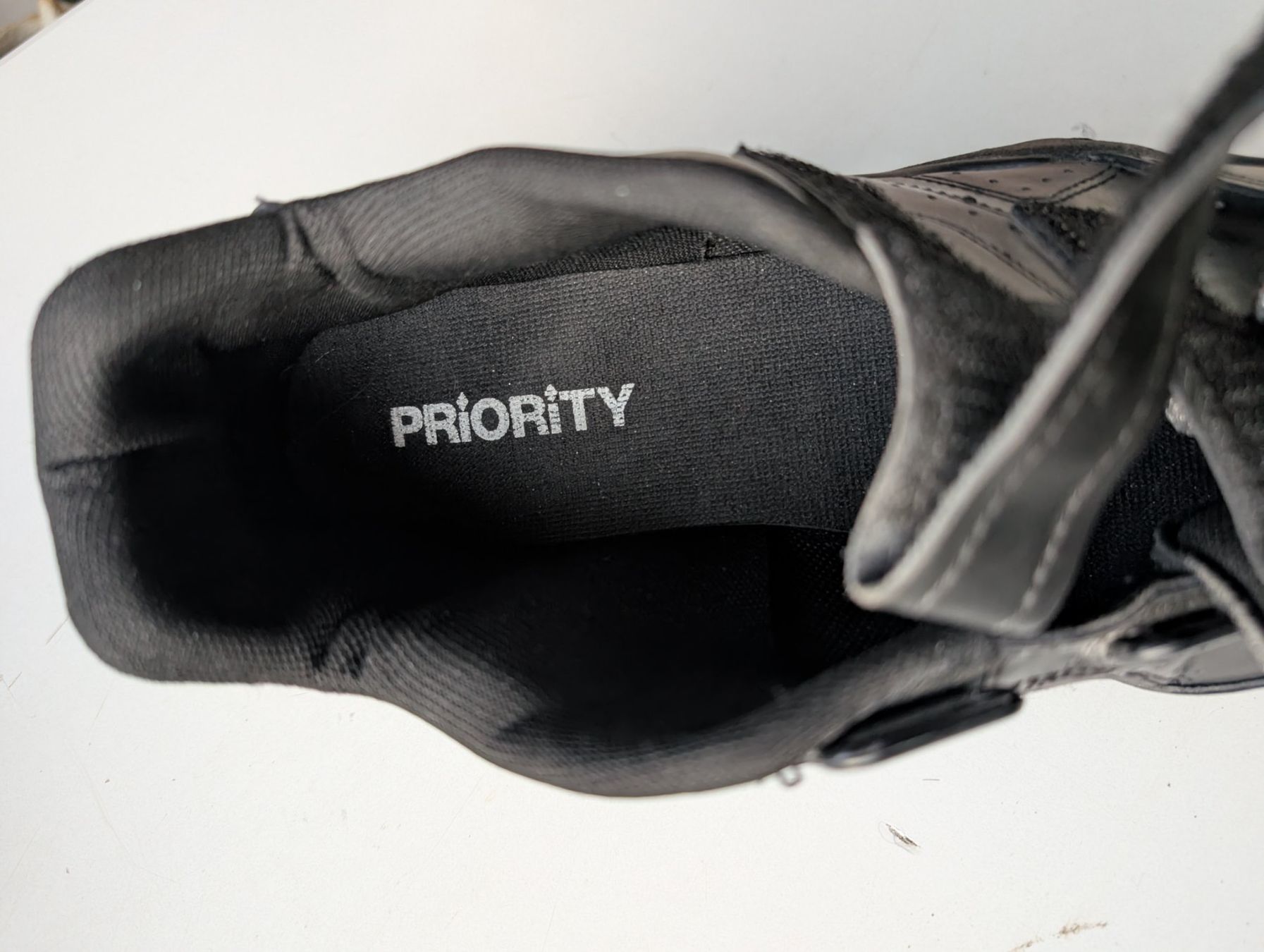 Scarpe da uomo: Sneakers Grösse 45 (11) Marke «PRIORITY» – Usato da Steinmaur venduto da compura49 6