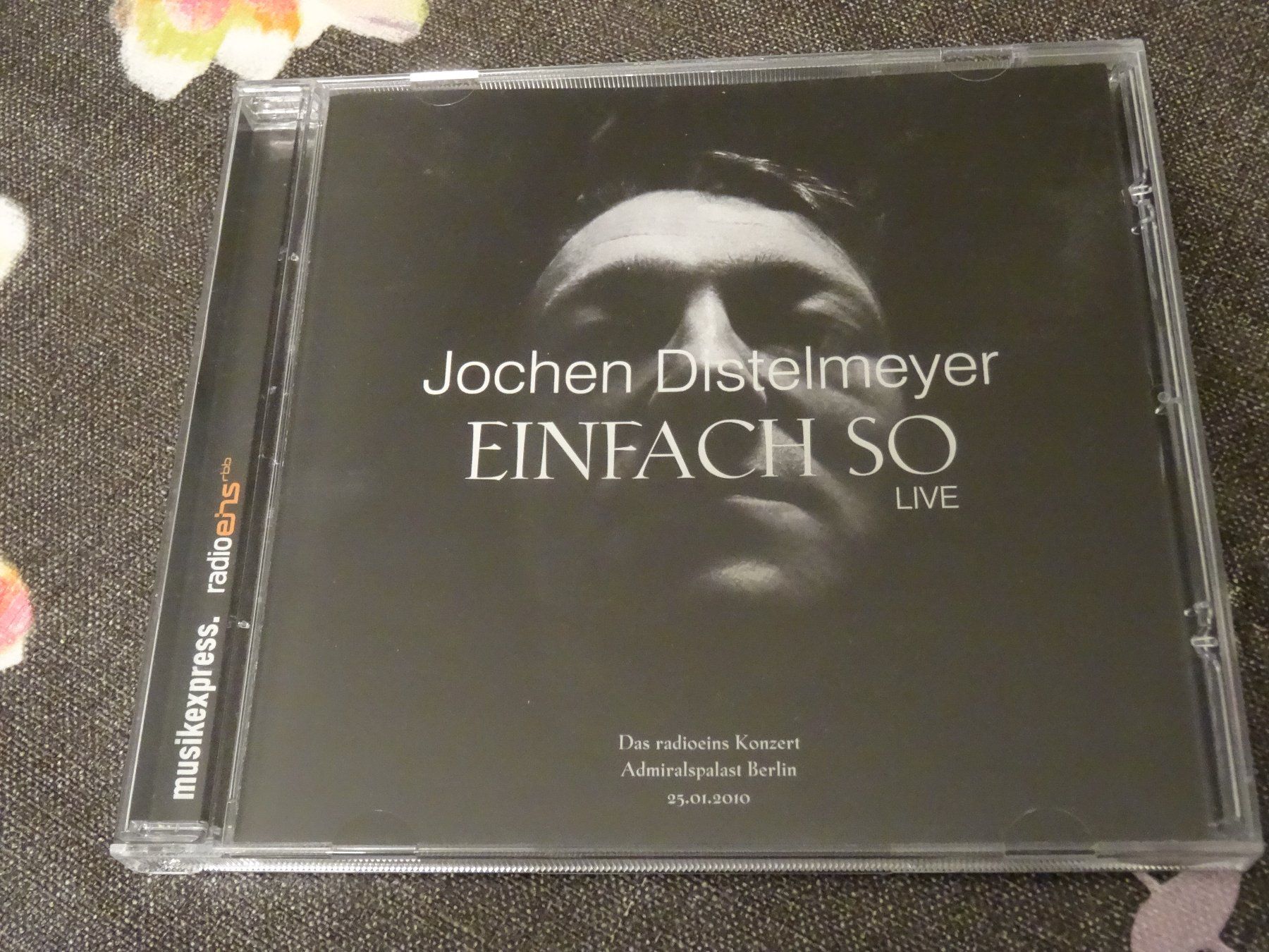 CDs: Jochen Distelmeyer - Einfach so - Live CD – Gebraucht aus Olten von Disc-Ausverkauf