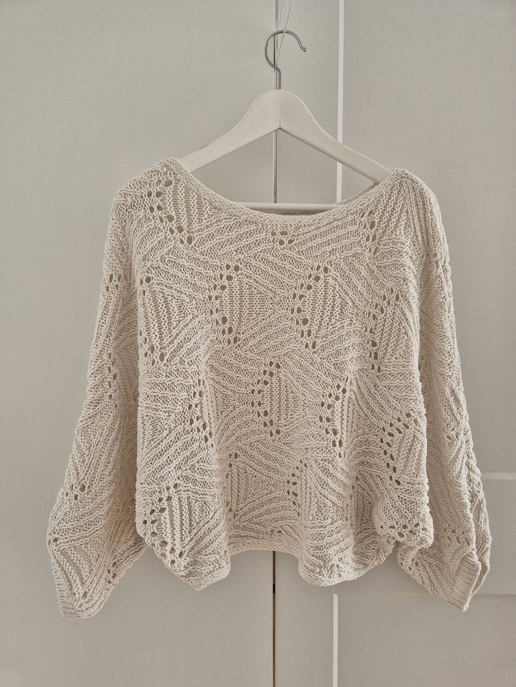 Stradivarius Pullover & Sweatshirts: Strickpullover, Beige – Gebraucht aus Abtwil SG von babsiie89 1