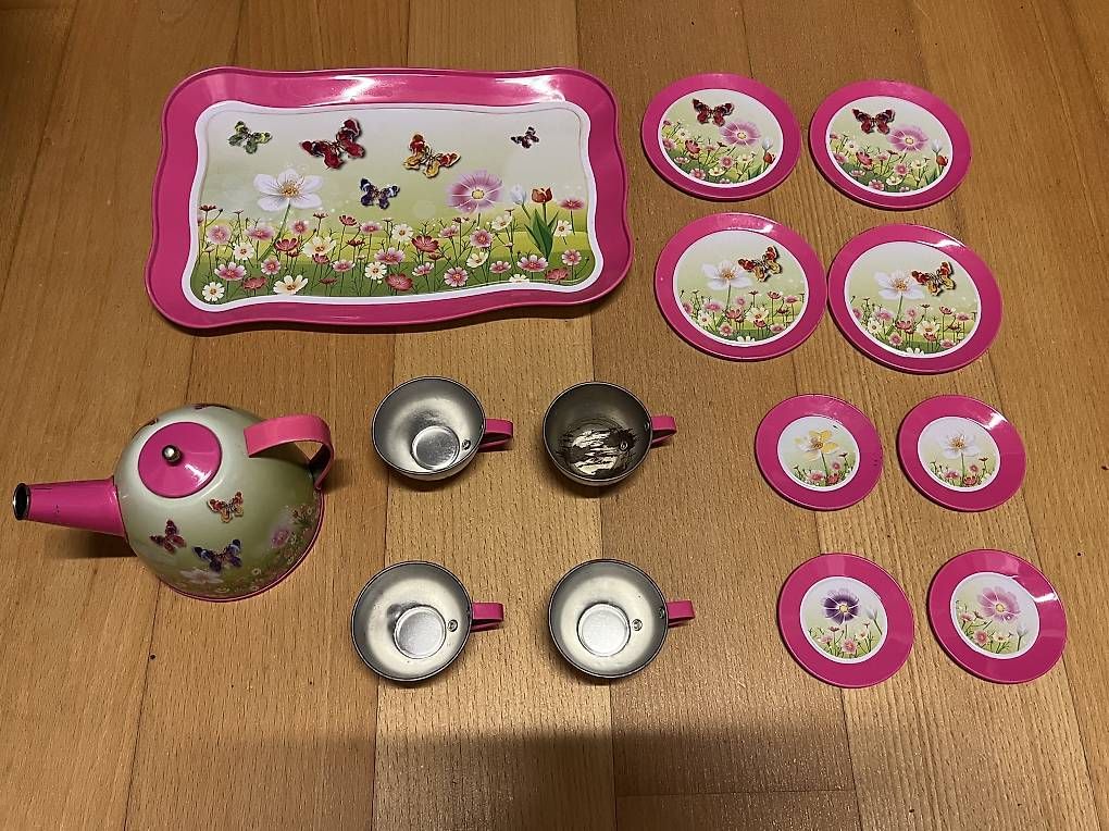 Spielzeuge: Spielzeug Teeservice mit Tablett – Gebraucht aus Kirchberg BE von qualle01 2