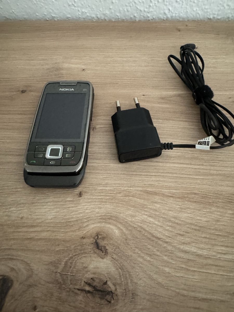 Nokia Handys / Smartphones: Nokia E66 – Gebraucht aus Untervaz von untererw 5