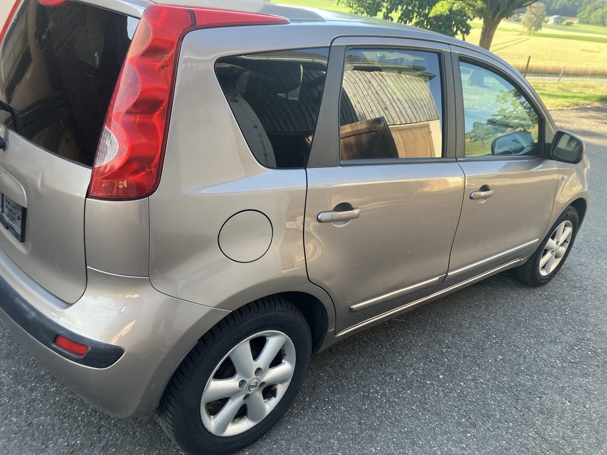 Nissan Autos: Nissan Note – Défectueux à Trimstein par highlander3083 3