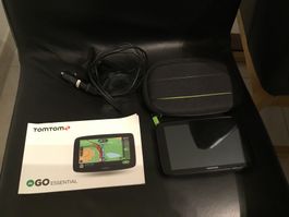 TomTom GO Essential Navi mit Zubehör, guter Zustand