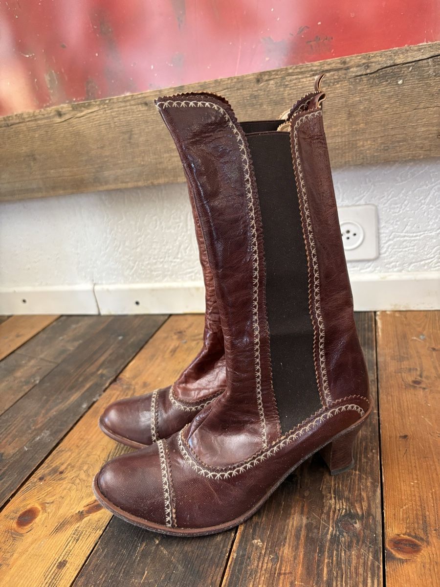 Scarpe da donna: vintage leder Stiefe, Grösse 38 – Usato da Pfäffikon SZ venduto da Yadeke