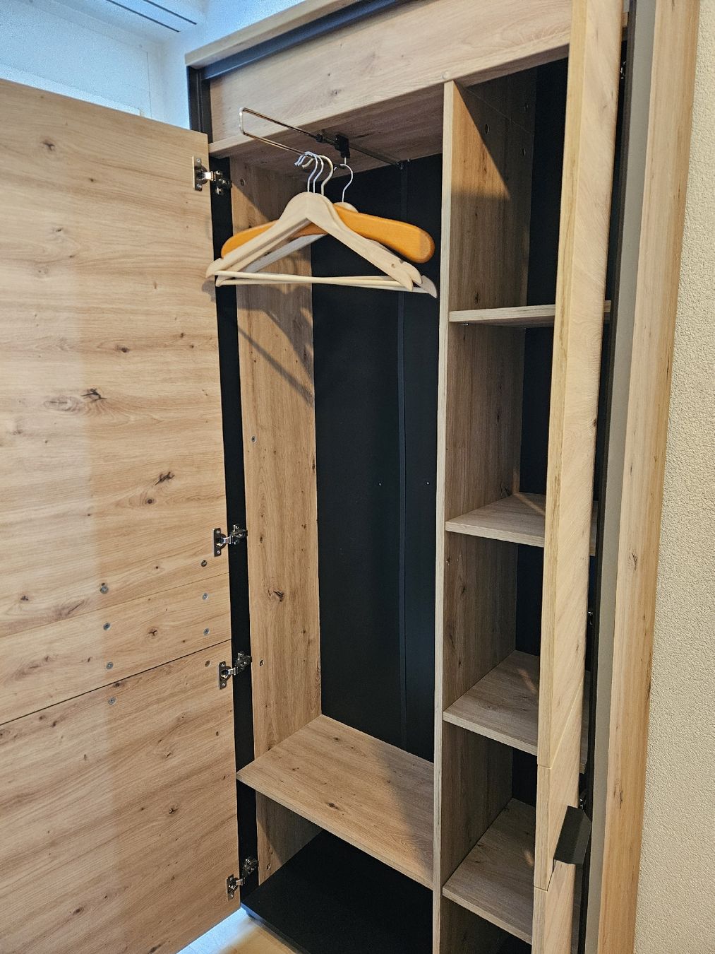 Armoires: Garderoben Kleiderschrank – Neuf (Voir description) à Thun par danbr 3