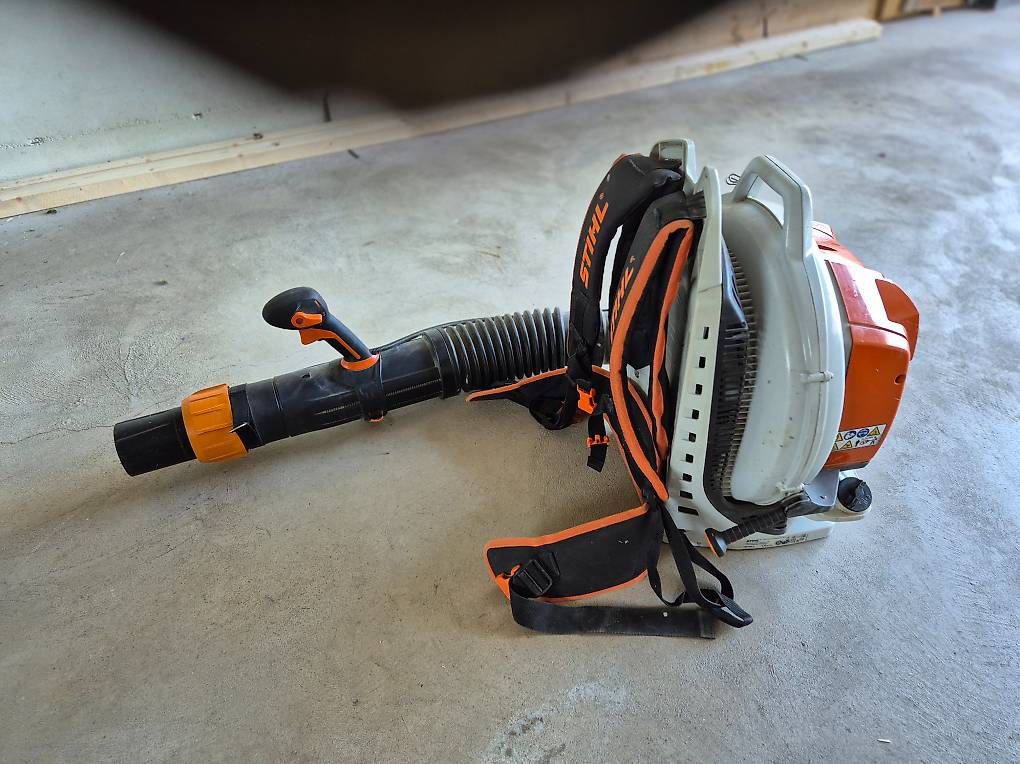 Soffiatori & Aspiratori per foglie: Stihl BR 800 C Rücken Blasgerät – Usato da Hochdorf venduto da Wegggli 1