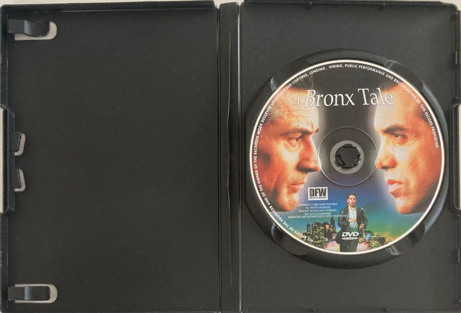 Tutti i DVDs: A BRONX TALE (ROBERT DE NIRO) – Usato da Poliez-Pittet venduto da Newtown-Records 2