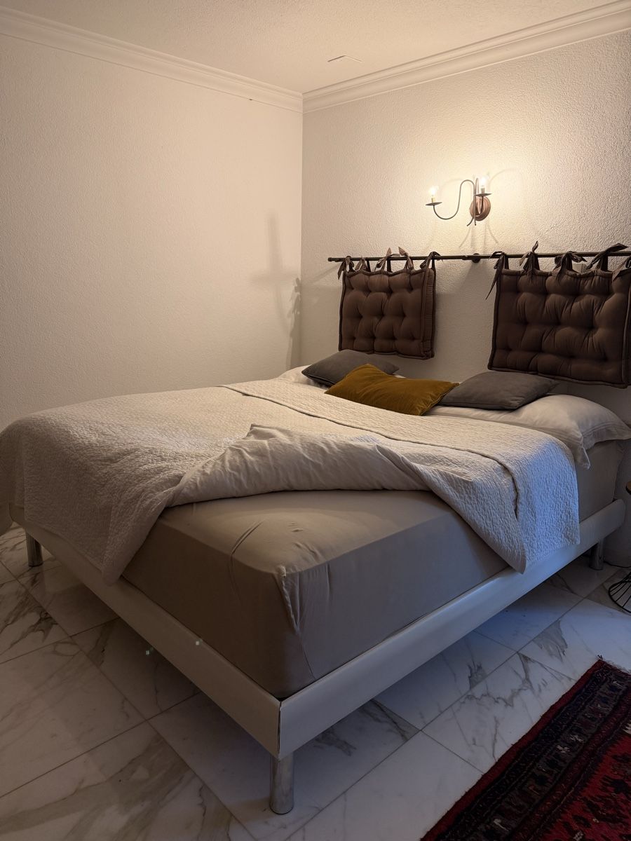 Letti: Bett 180x200 cm – Usato da Oberhasli venduto da Hasliberg-23 1