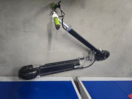 Scooter defekt Bastelobjekt zum Reparieren