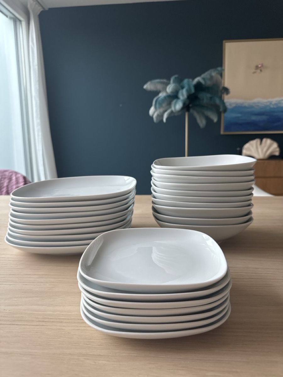 Ikea Teller: Tellerset Weiss – Gebraucht aus Luzern von bettinabuyingthings