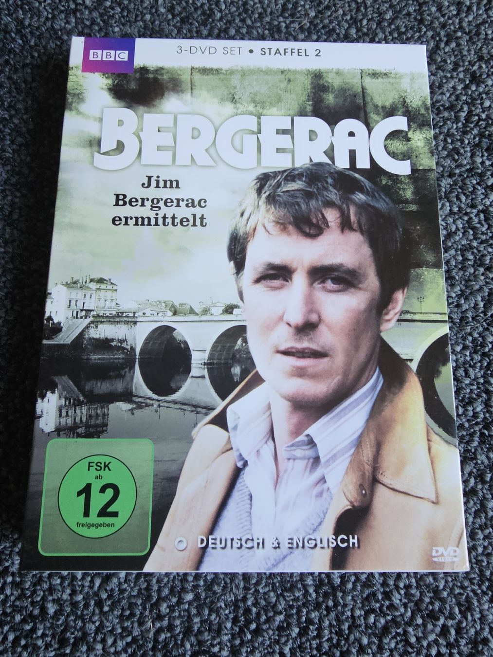 Tutti i DVDs: Bergerac Staffel 2 – Usato da Ruswil venduto da jan_bxl5
