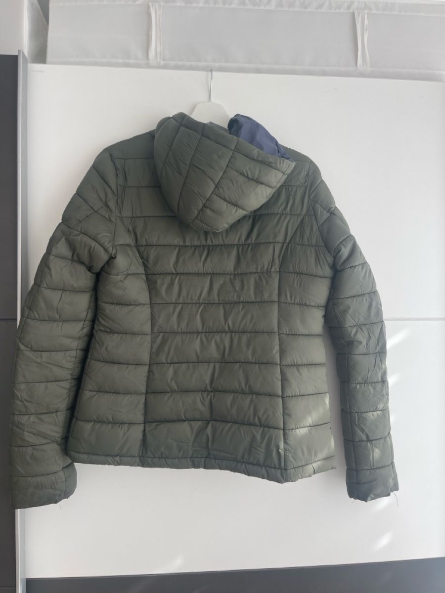 Giacche: Daunenjacke Basic by Chicoree grün Grösse M gebraucht – Usato da Mühlau venduto da Jasil66 1
