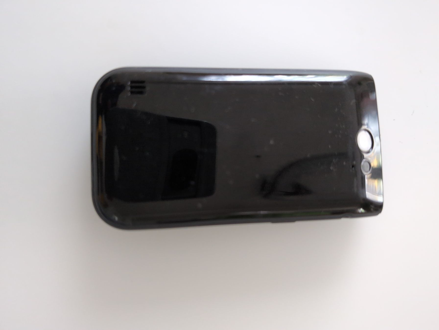 Nokia Telefoni cellulari / Smartphones: Nokia 2720 Flip Schwarz Klapphandy – Difettoso da Zollikofen venduto da Sanssouci1 4