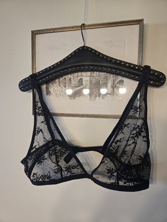 Damen Bralette Spitze Schwarz Grösse M wie neu
