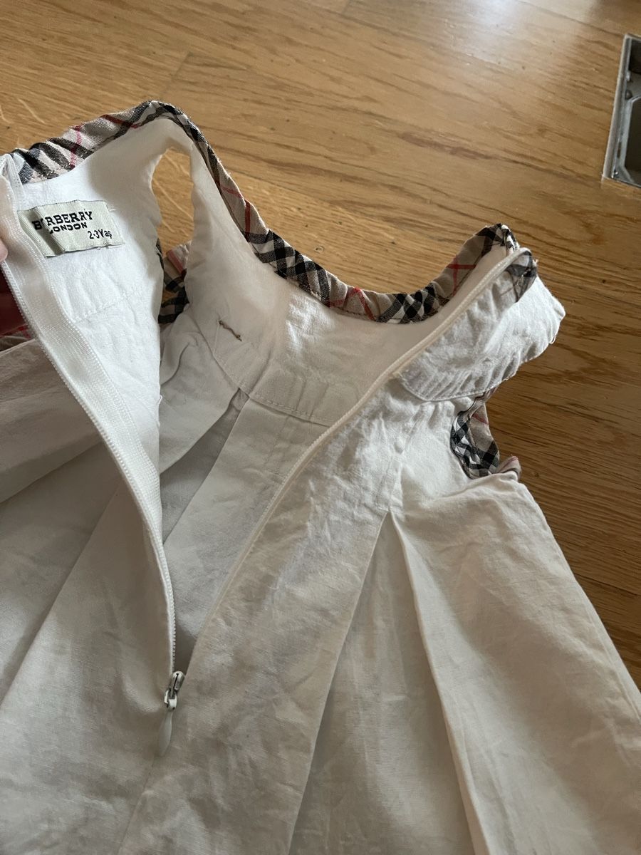 Burberry Vestiti & Gonne: BURBERRY Kleid Neuwertig! – Usato da Rüschlikon venduto da Lajniii 7