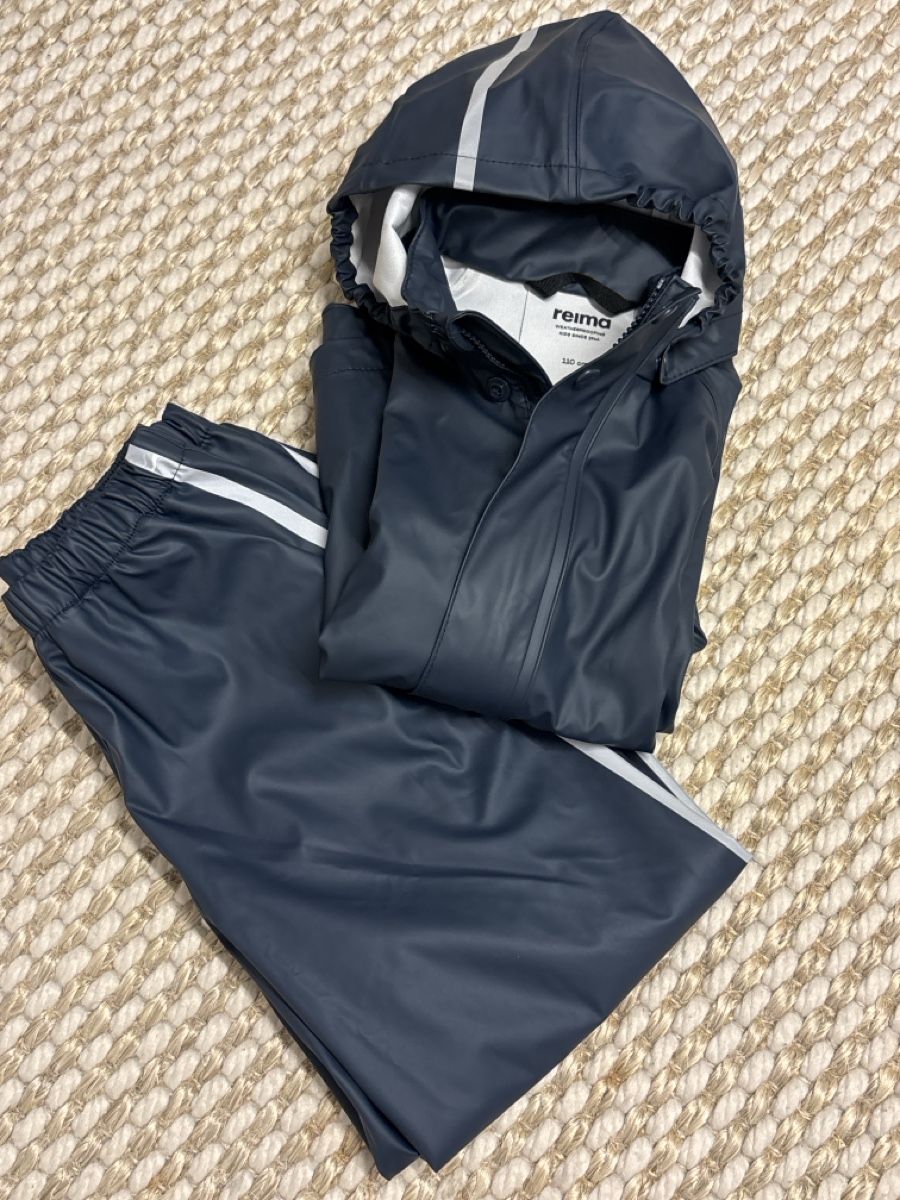 Reima Completi: Reima Regen Set, Gr. 110 – Usato da Jona venduto da Ilprezzo