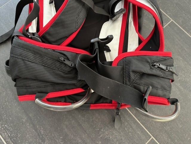 Zaini: Arva Rescuer 27 backpack – Usato da Dallenwil venduto da ZD2019 5