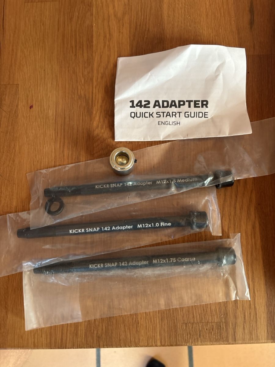 Laufwerke & Adapter: KICKR SNAP 142 Adapter Set neuwertig – Neu (gemäss Beschreibung) aus Subingen von Guss91
