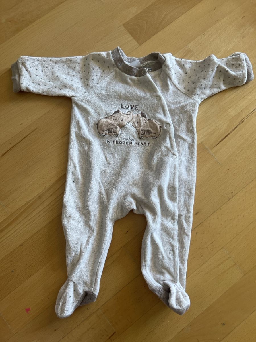 Lotti & Set di vestiti: 3 Baby Strampler Set Grösse 50/56 Mädchen – Usato da Zürich venduto da Jakomo007 2