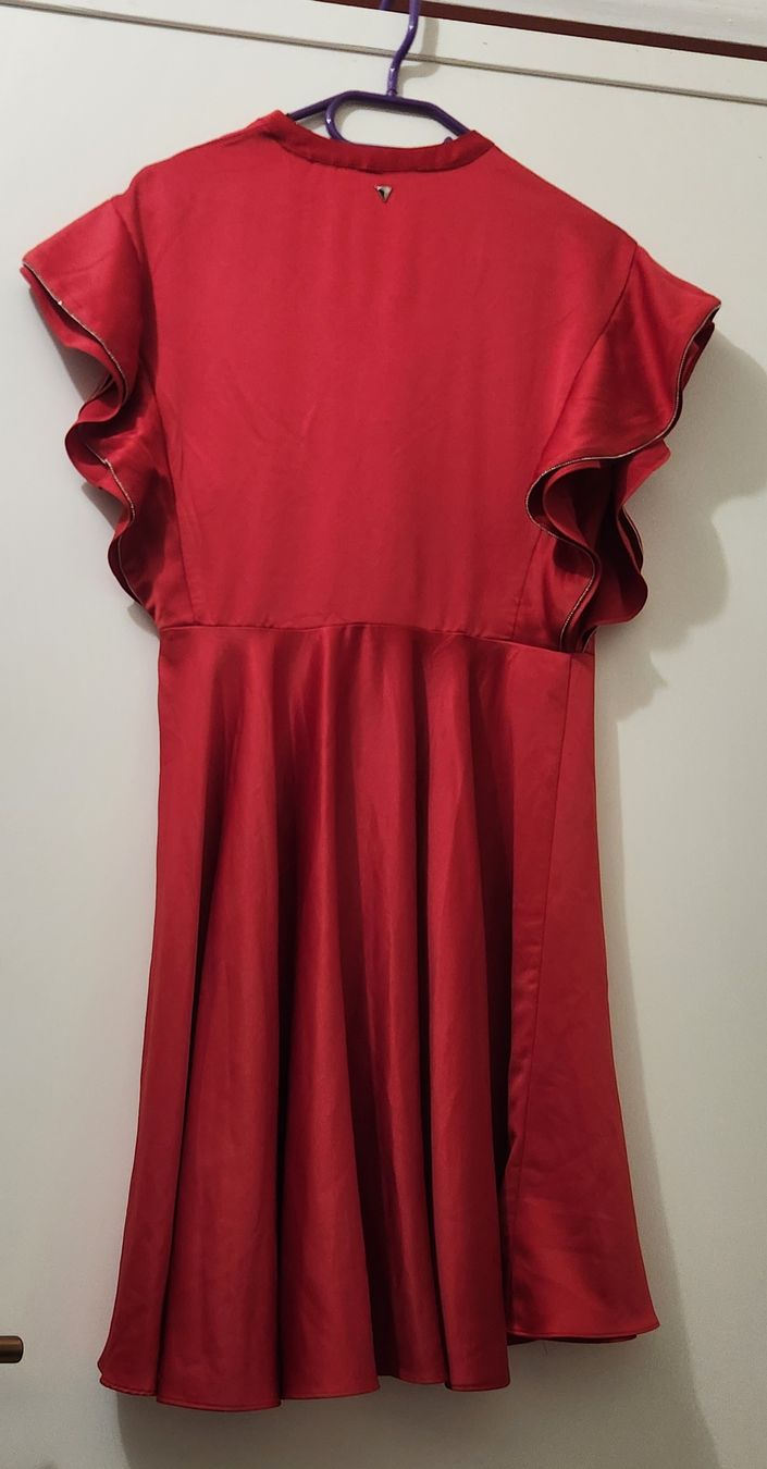 Guess Vestiti: Robe GUESS rouge taille M neuve avec etiquette – Nuovo (secondo la descrizione) da Niedergösgen venduto da Eva2410 1