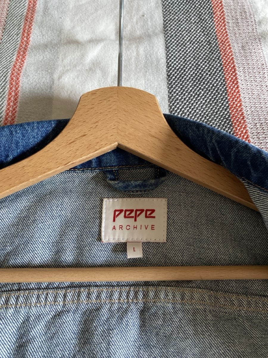 Pepe Jeans Giacche: Veste jeans Pepe Jeans – Nuovo (secondo la descrizione) da Lonay venduto da Ikoko 5