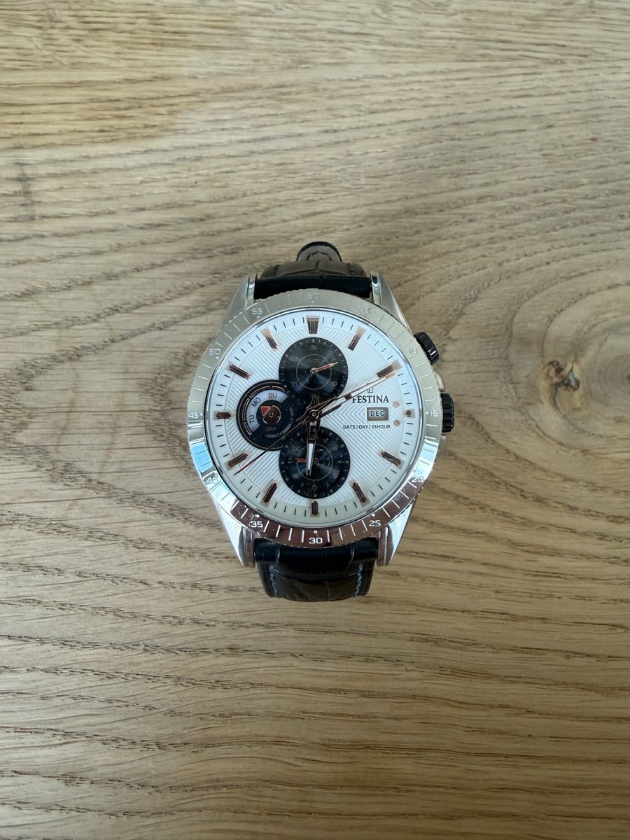Festina Montres: Festina Uhr – D'occasion à Killwangen par SaintB8B
