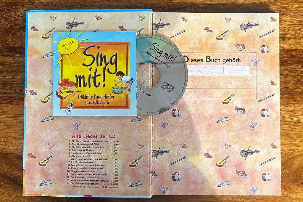 Libri: Kinderbuch Sing mit! mit CD – Usato da Solothurn venduto da mel_ywc7 1