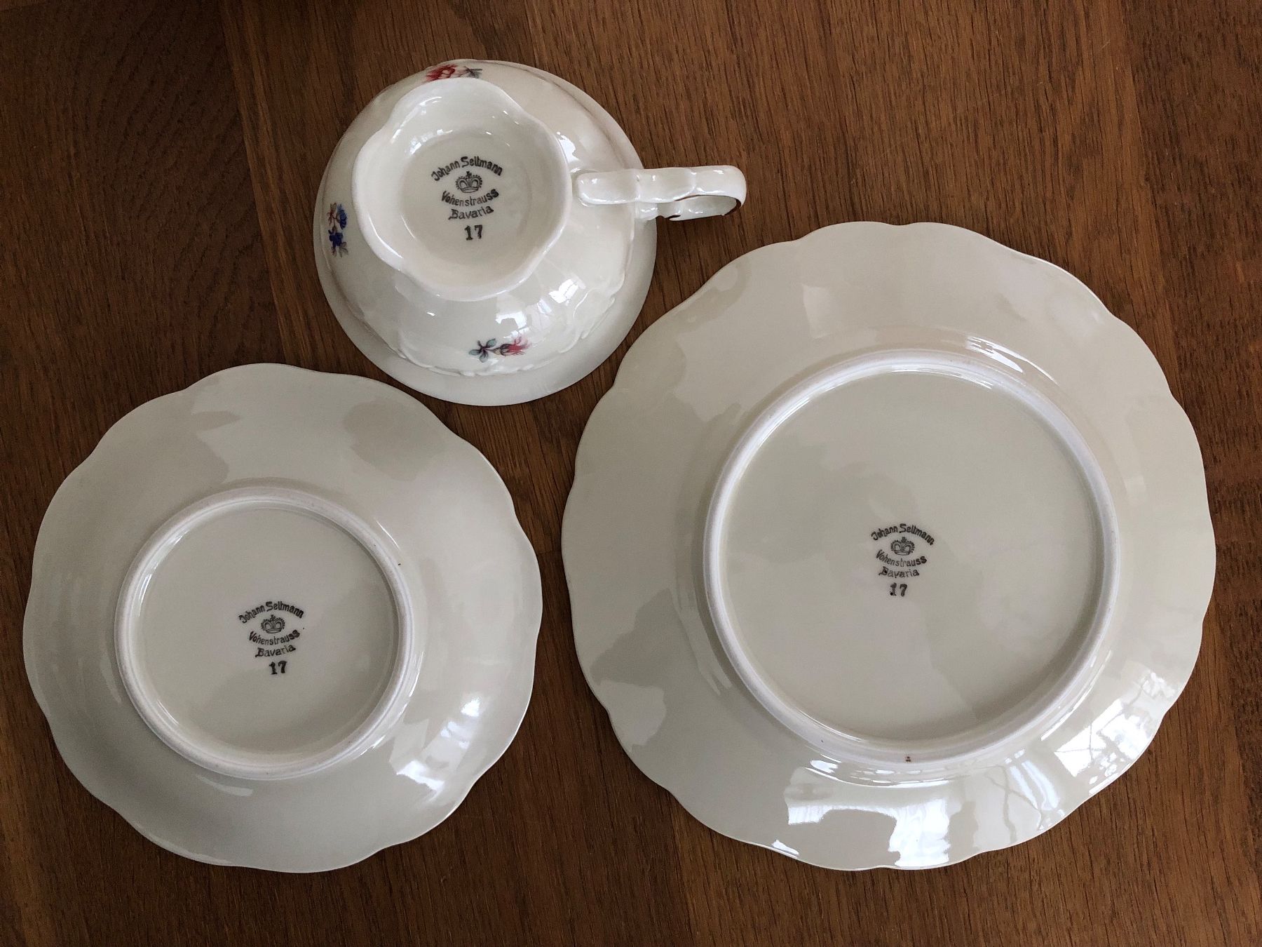 Seltmann Set di piatti: Antikes Teeservice _ 34-teilig – Usato da Gunzwil venduto da feel_good 4