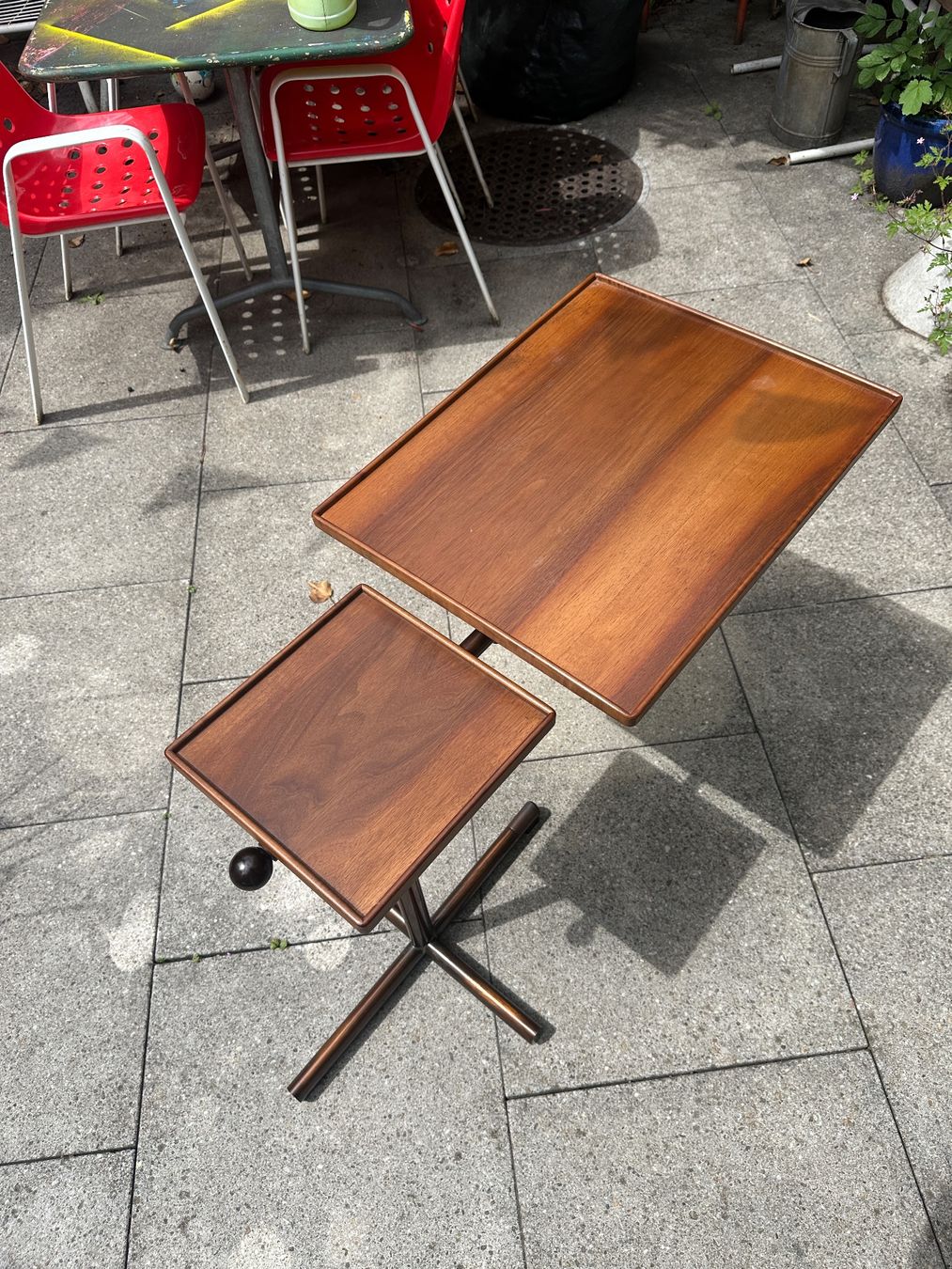 Embru Tables: Vintage Embru Caruelle Beistelltisch – D'occasion à Zürich par frauflufelberg 1